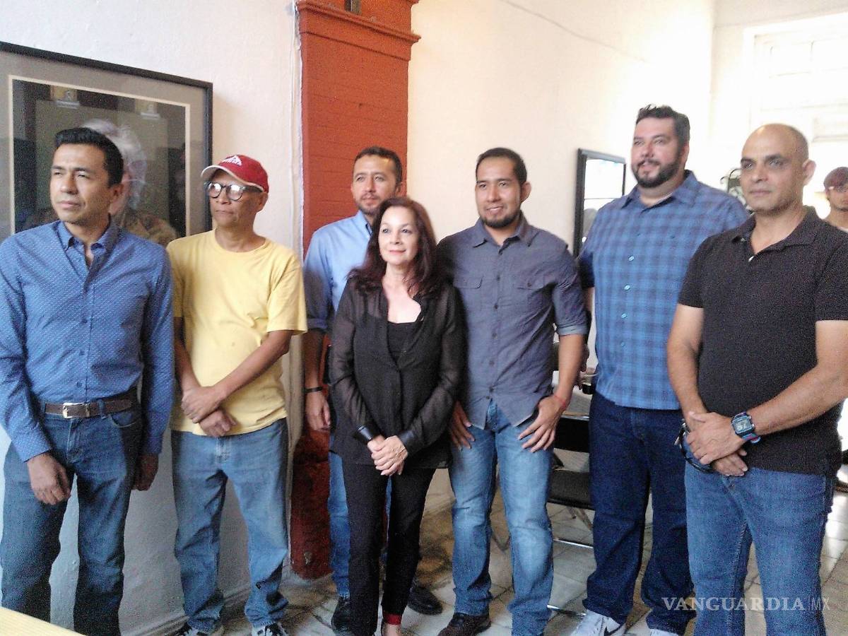 $!Exposición en Kim Café: Autorretratos sin juicios