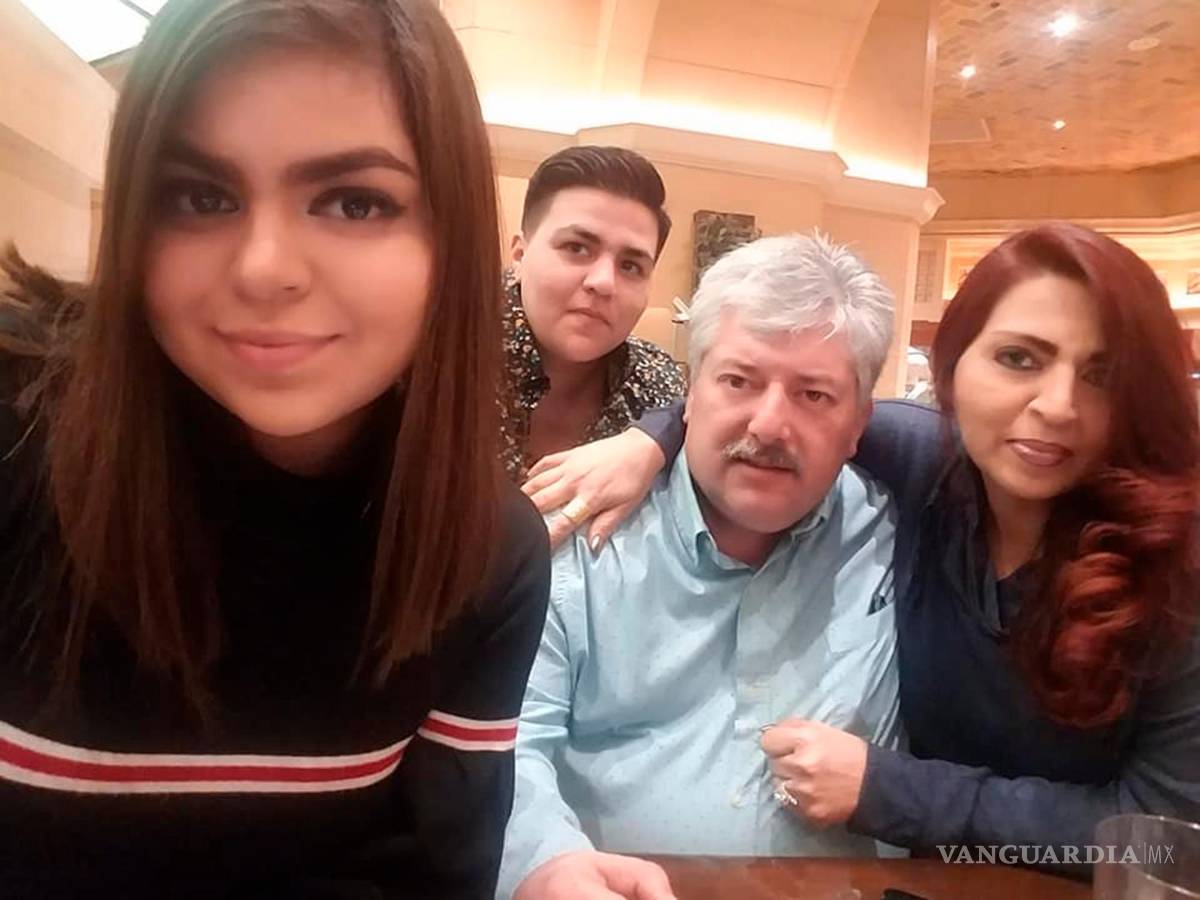 $!La familia de Diego lo ha apoyado con su decisión. Su hermana Victoria le mostró aceptación inmediata, aunque su madre Maribel todavía se siente en duelo por la “muerte” de su hija.
