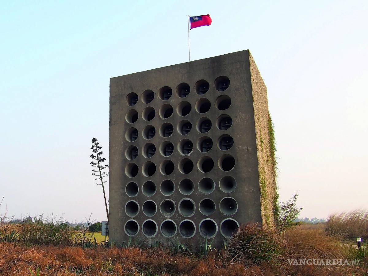 $!El objetivo de la construcción, llamada ‘Muro de Emisión de Beishén´era atronar a los vecinos chinos que se encontrasen al otro lado de la bahía.