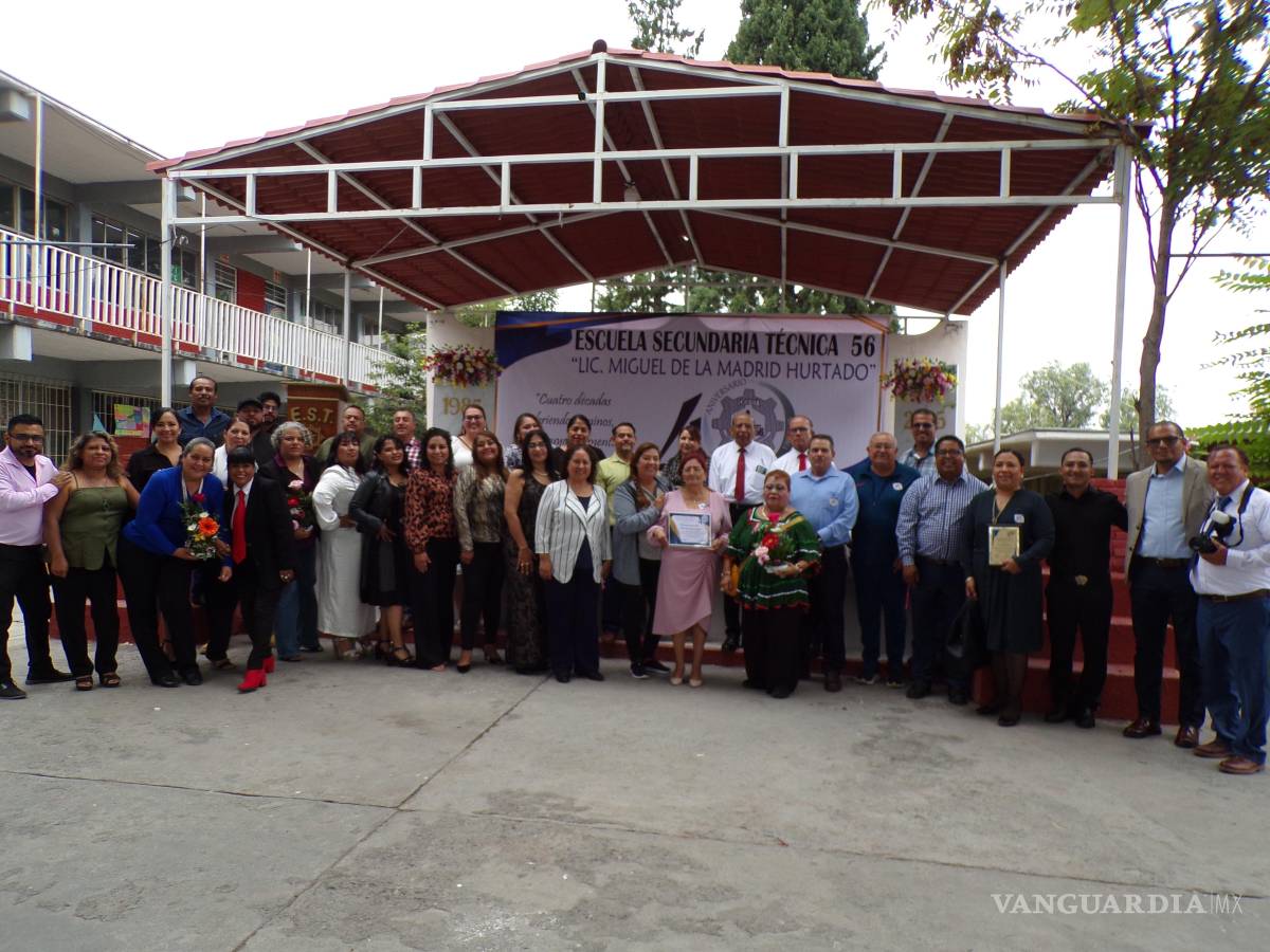 $!Autoridades educativas resaltaron el compromiso de quienes han pasado por la escuela.