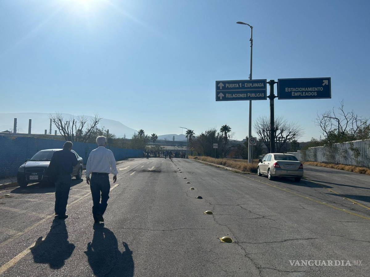 $!Las instalaciones de AHMSA reflejan el abandono y la incertidumbre laboral.
