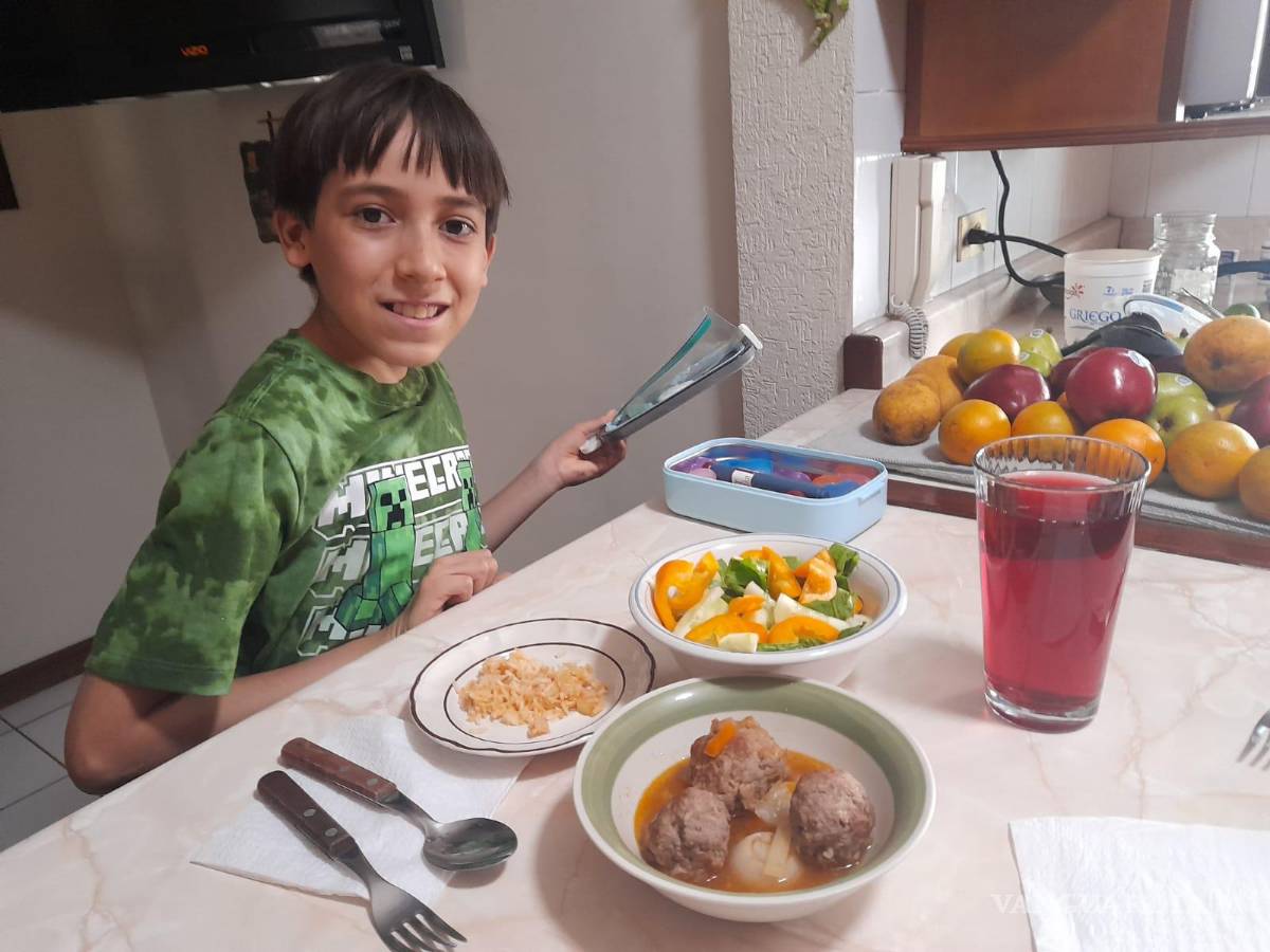 $!Diego Berlanga, como muchos niños y niñas con diabetes tipo 1, tienen que aprender a manejar una alimentación controlada.