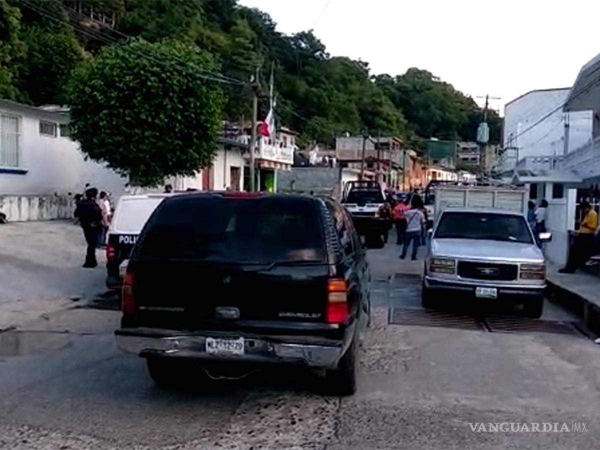 $!Asesinan a Héctor Armando Guevara, exregidor panista y a su hijo en Papantla, Veracruz
