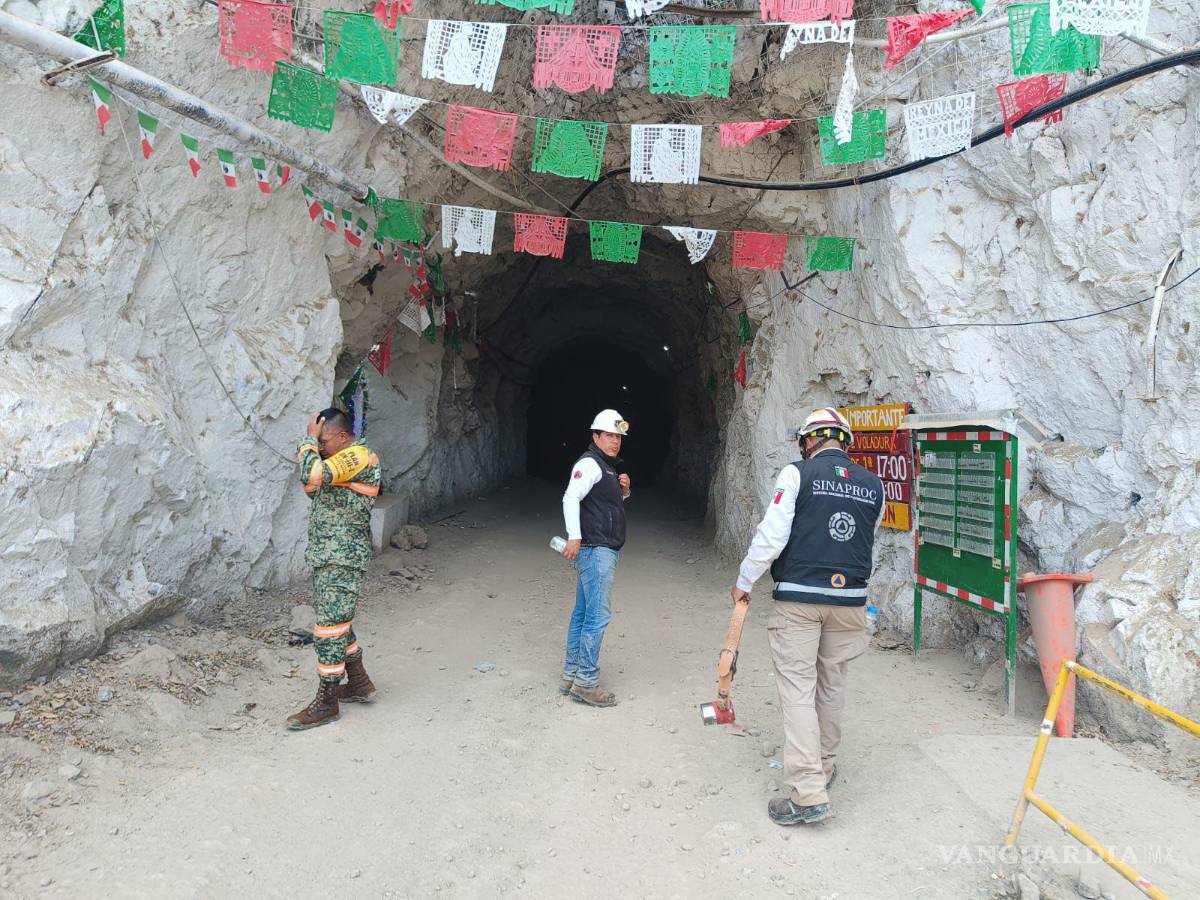 $!Continúa búsqueda del último minero atrapado en mina Santa Fe, en Sinaloa