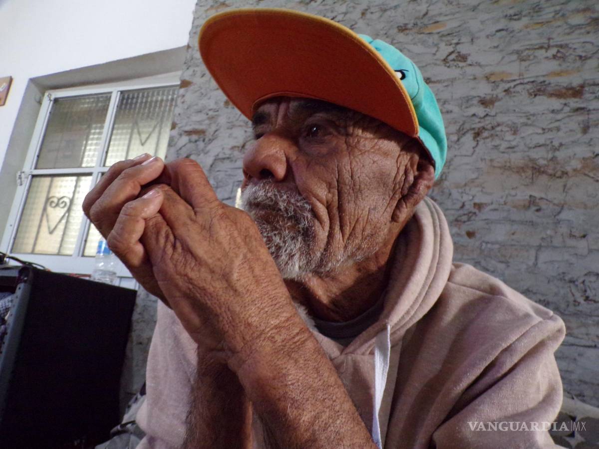 $!Juan Reyna Sánchez fue una persona en situación de calle durante 60 años, hasta que un día, simplemente se resguardó en un templo cristiano.
