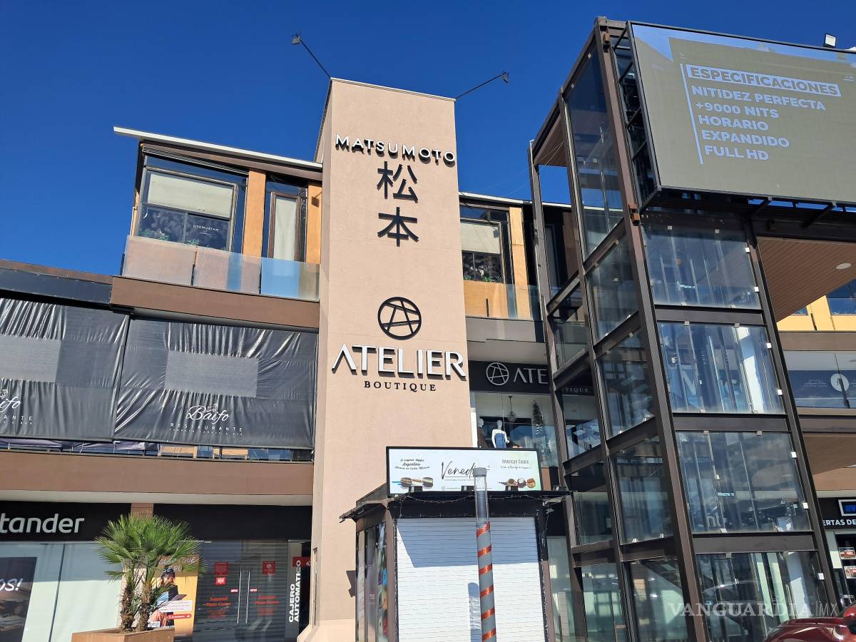 $!Familias y grupos aprovecharon la apertura de algunos restaurantes para convivir en Navidad sin tener que cocinar en casa.