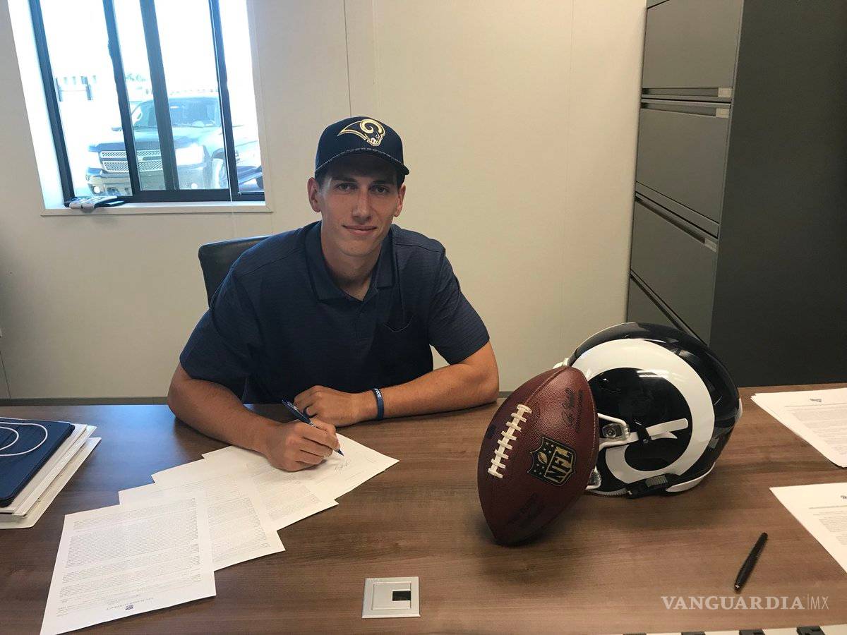 $!Malas noticias para el futbol americano en México: los Rams 'cortan' a Luis Pérez