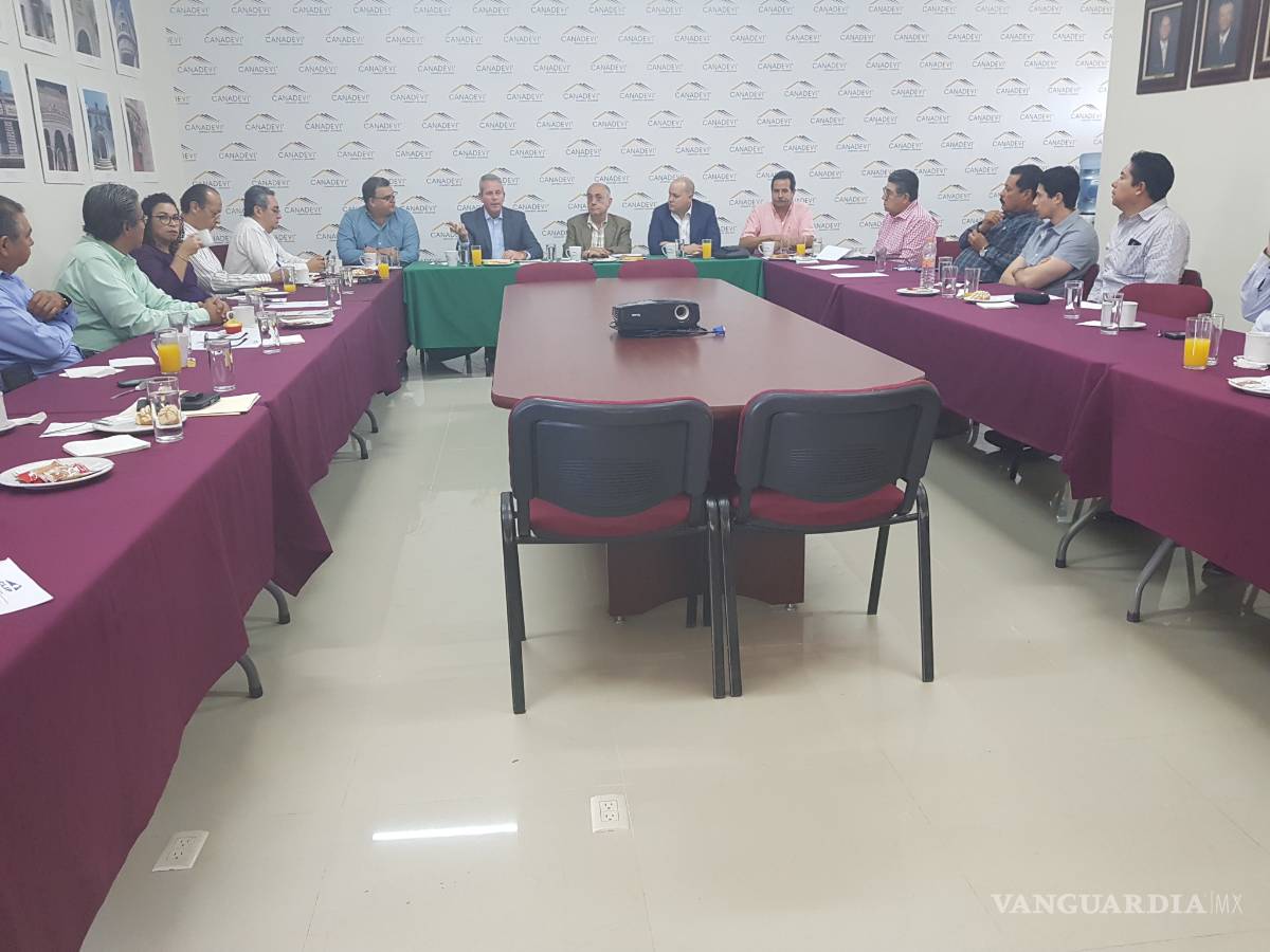 $!Empresarios de La Laguna piden se decidan pronto obras del ISN