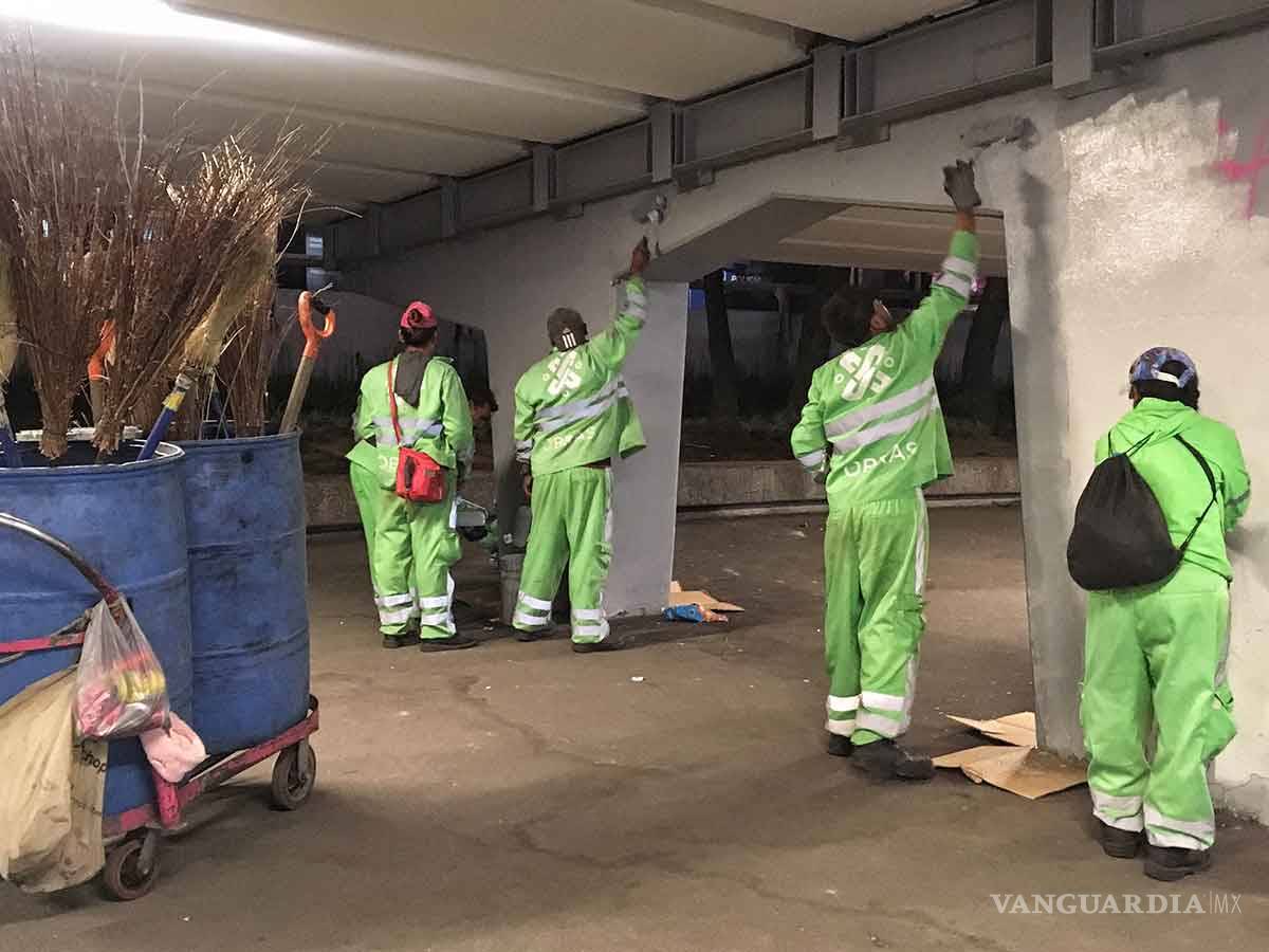 $!Hasta en 1 mdp calculan los daños al metrobús durante marcha contra violencia de género