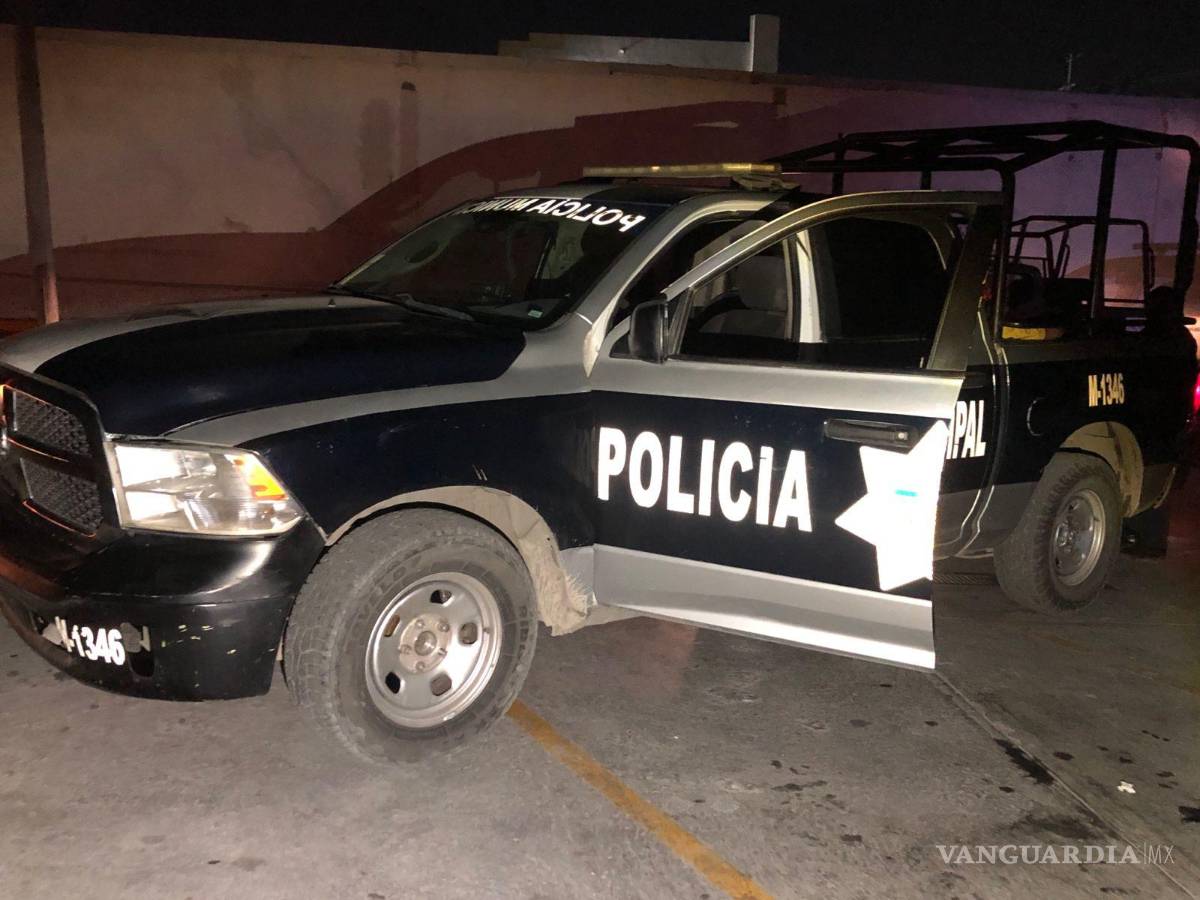 $!La policía logró detener a los sujetos.