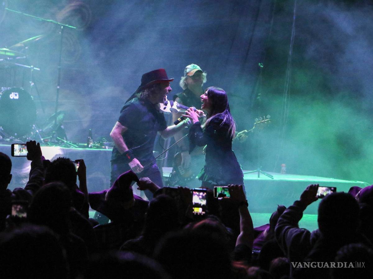 $!Mägo de Oz hace vibrar a Saltillo