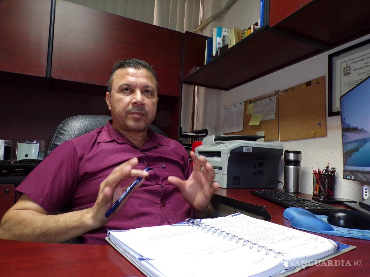 $!Vicente Germán Soto, doctor en Economía asegura que no se podrá hablar de desarrollo económico mientras continúe la losa de la ‘megadeuda’.