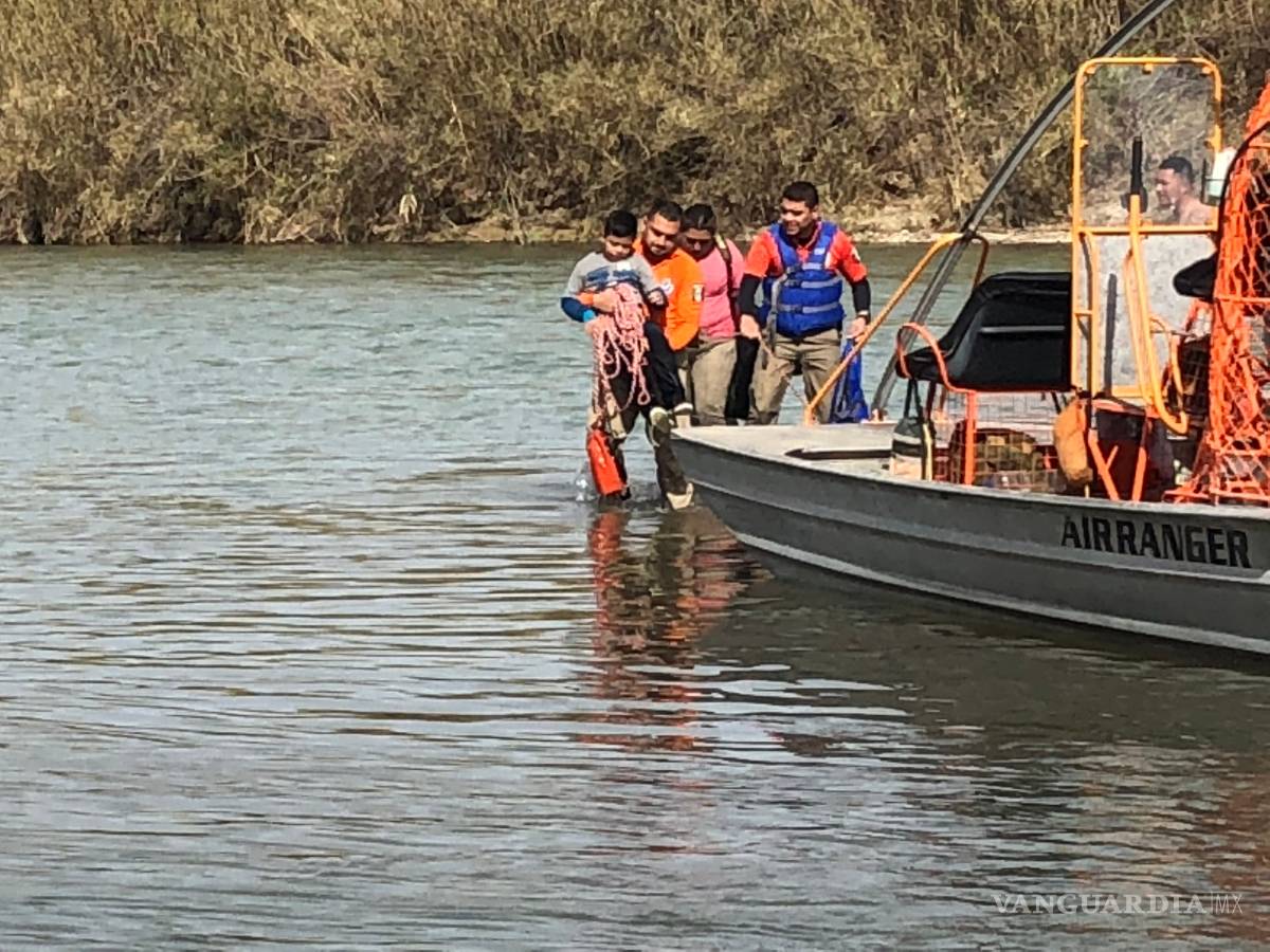 $!Persisten intentos de cruce en el Río Bravo y encuentran a un migrante muerto