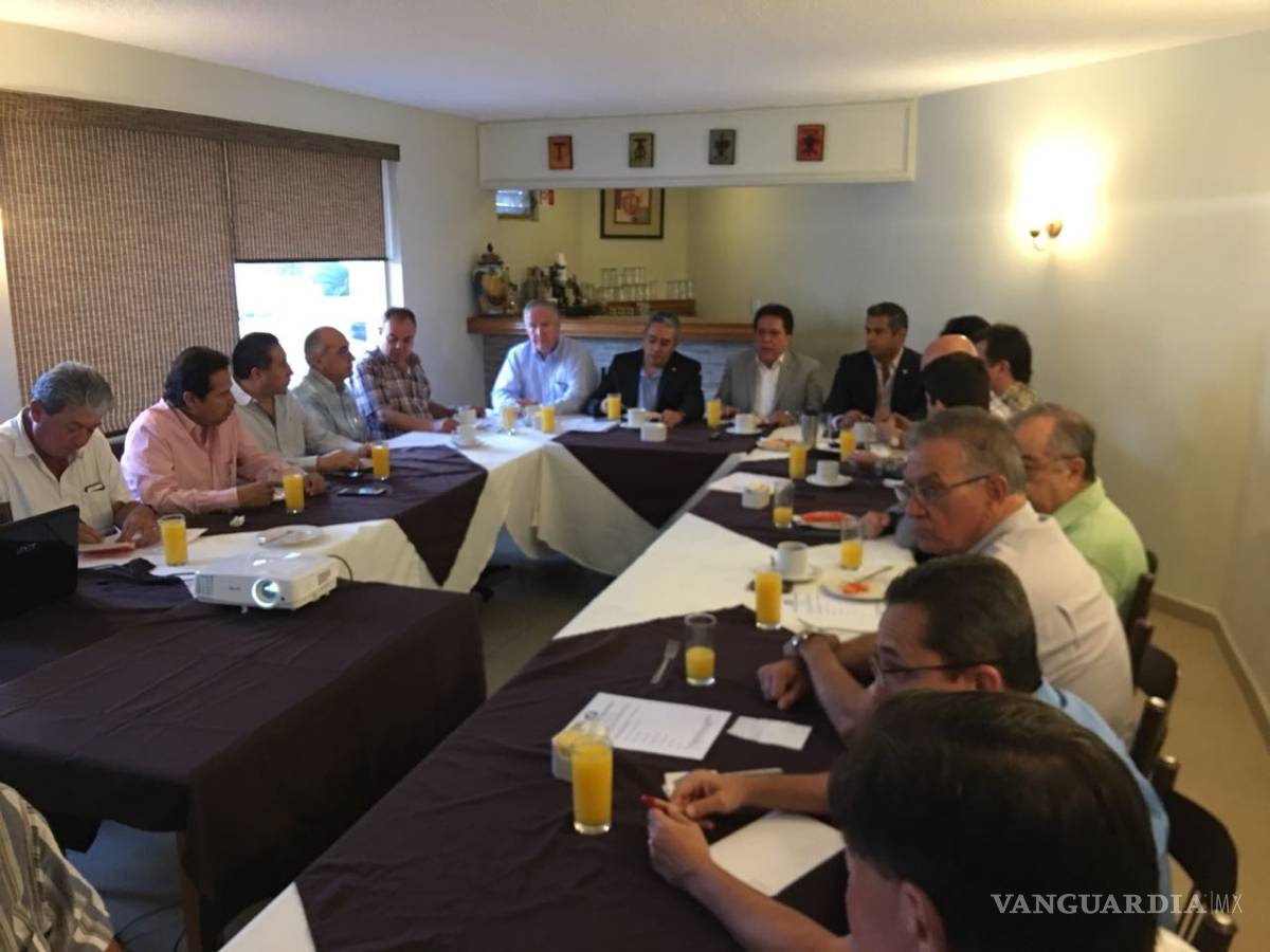 $!Alarma a IP en la Laguna robo de vehículos; FGE en Coahuila crea unidad especial