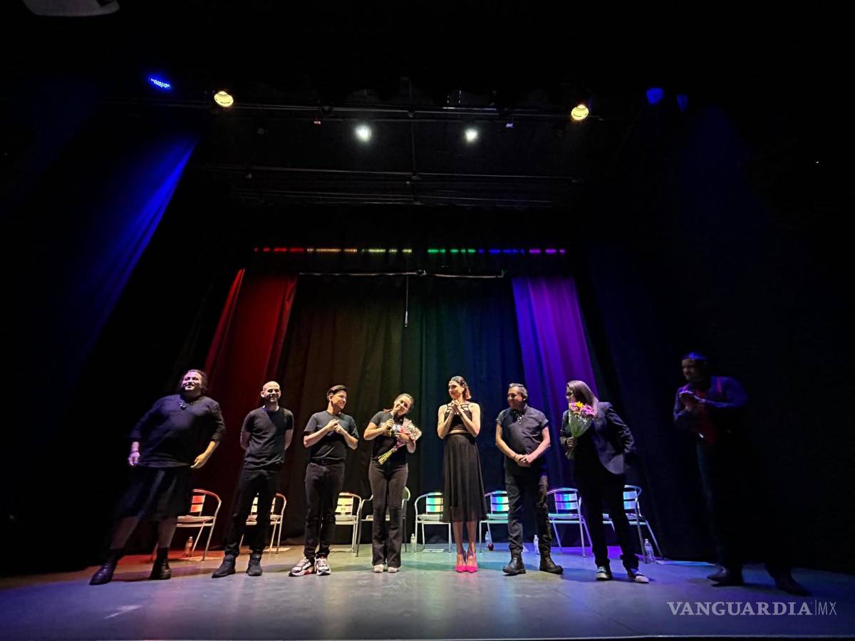 $!Quienes integran la compañíaa teatral representarán algunas letras del colectivo LGBTTTIQ+, como lesbiana, gay, bisexual, hombre y mujer trans y personas no binaries.