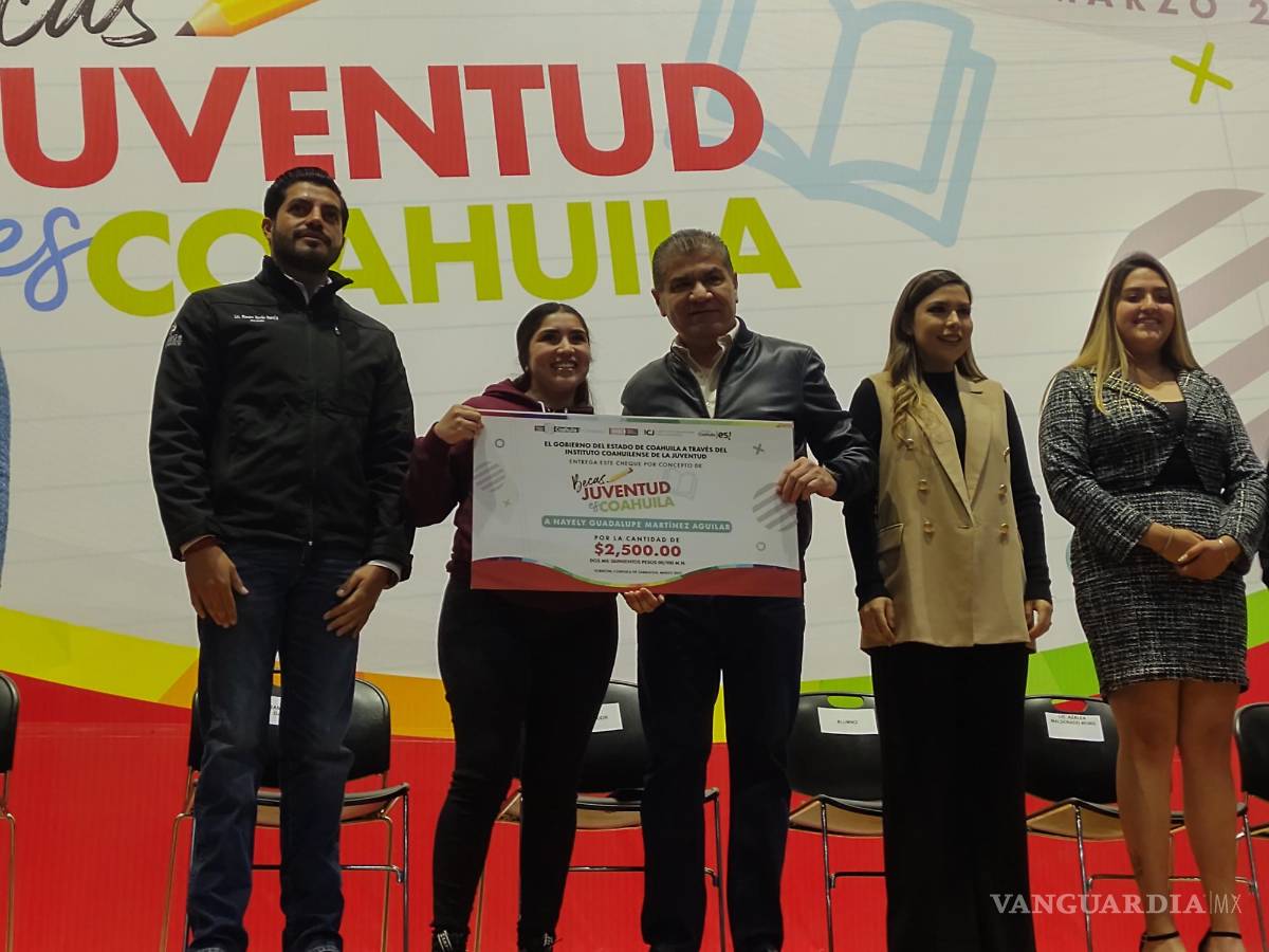 $!Las becas son fundamentales para continuar los estudios, dijeron los alumnos beneficiados.