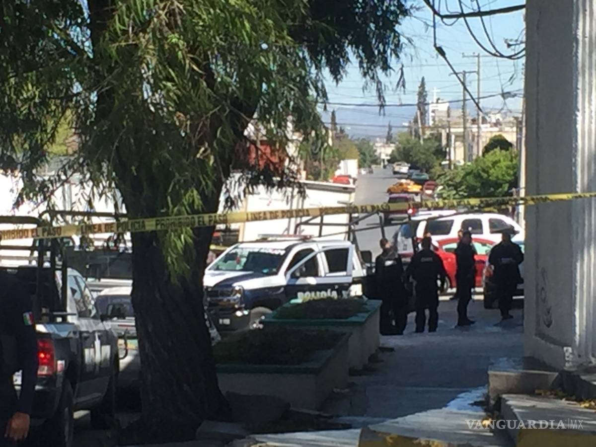 $!Realizan decomiso de droga a camión de 'Mover a México' en Saltillo