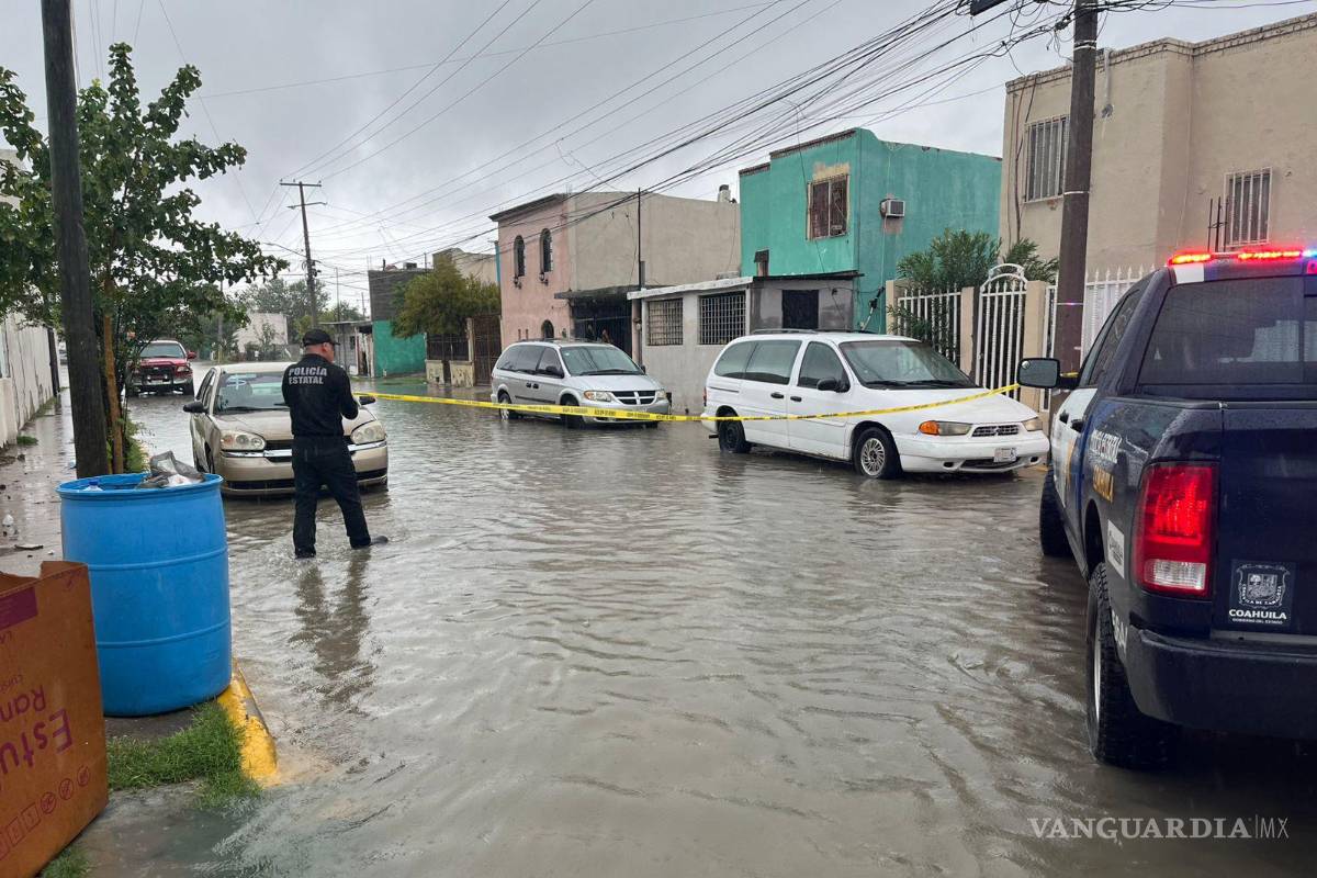 Piedras Negras: lluvias torrenciales dejan 12 colonias inundadas y 16 vehículos varados