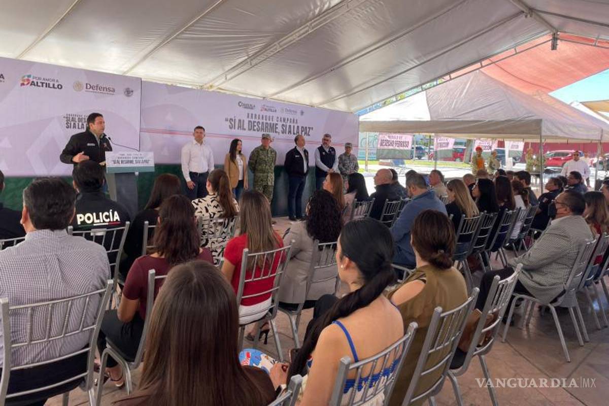 $!Durante el arranque del programa, el alcalde Javier Díaz González destacó que el canje ofrece estímulos económicos de hasta 33 mil 150 pesos, sin que se soliciten datos personales ni se inicien procedimientos legales.