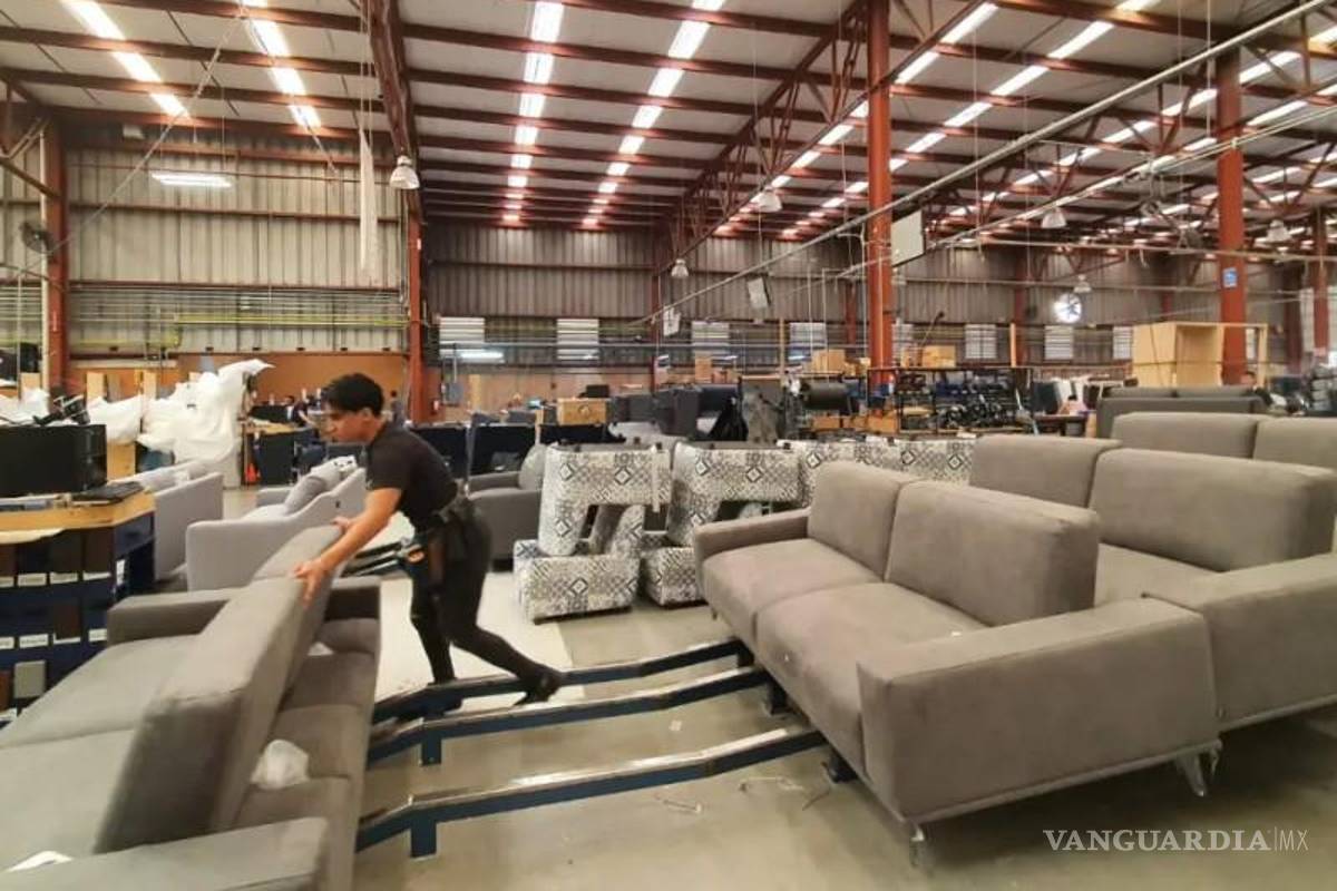 Donald Trump amenaza con aranceles a las importaciones de muebles