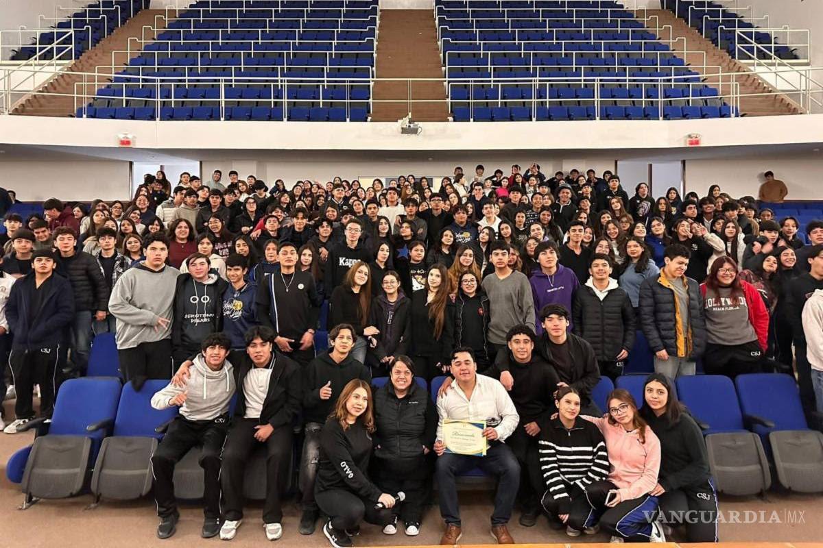 $!Estudiantes participaron en la charla “Rompiendo el silencio: violencia en el noviazgo”.