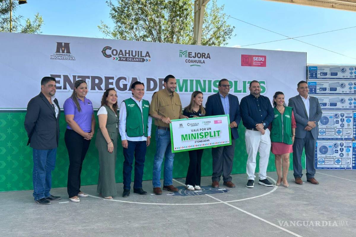 Refrescan aulas universitarias: entregan 20 minisplits a planteles de Monclova