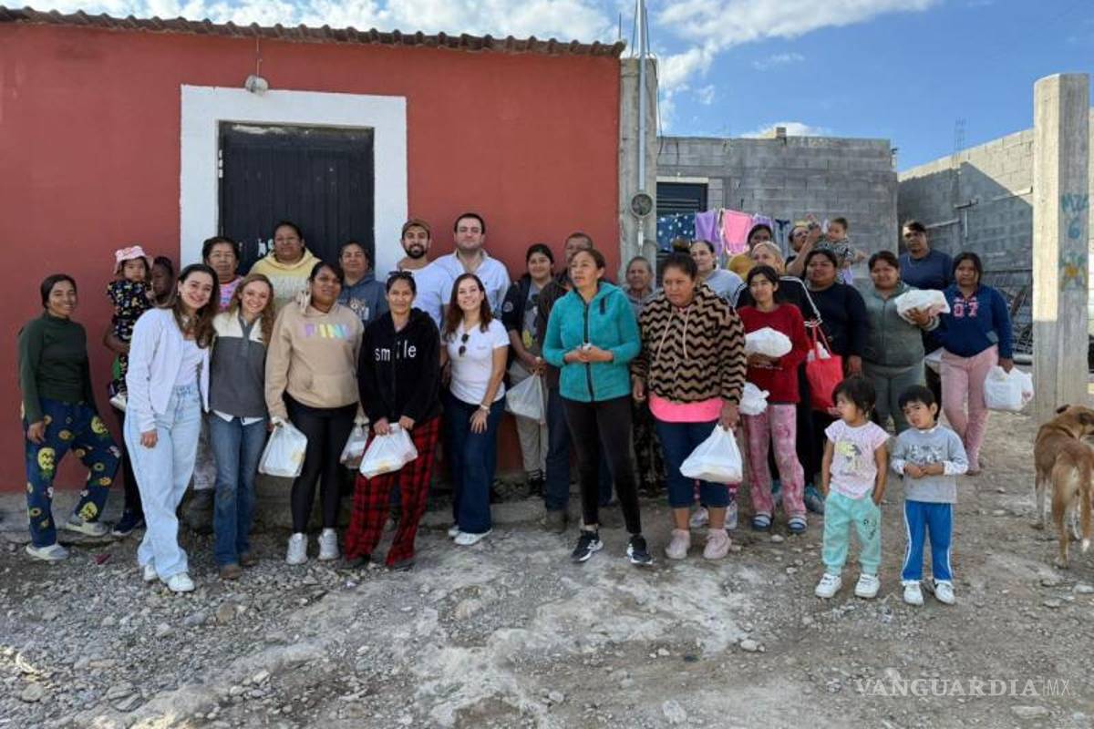 Operación Pollo entrega dos mil cenas navideñas en Saltillo