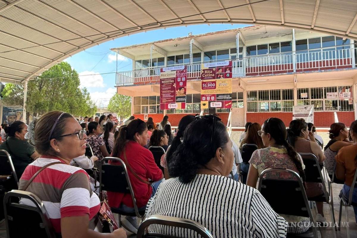 $!Padres de familia participaron en la primera asamblea informativa realizada en la Secundaria Ildefonso Fuentes.