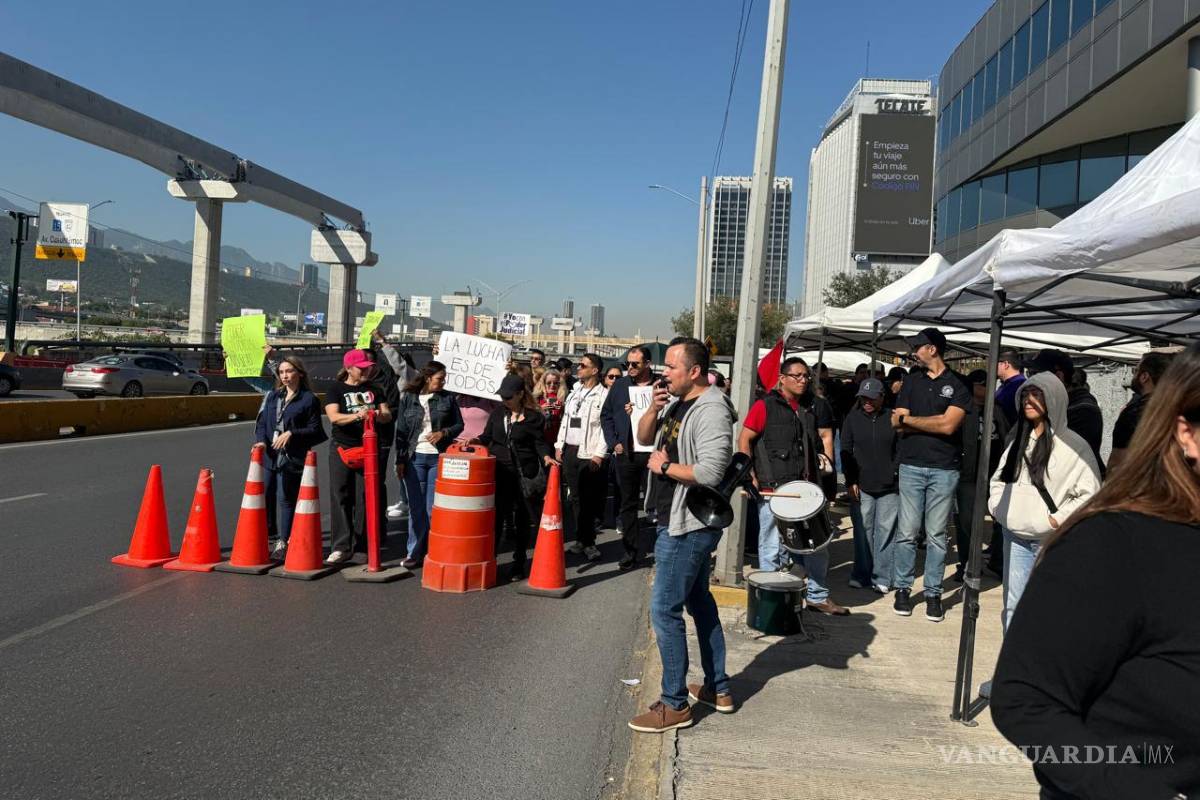 Empleados del Poder Judicial de la Federación desquician Monterrey con bloqueo