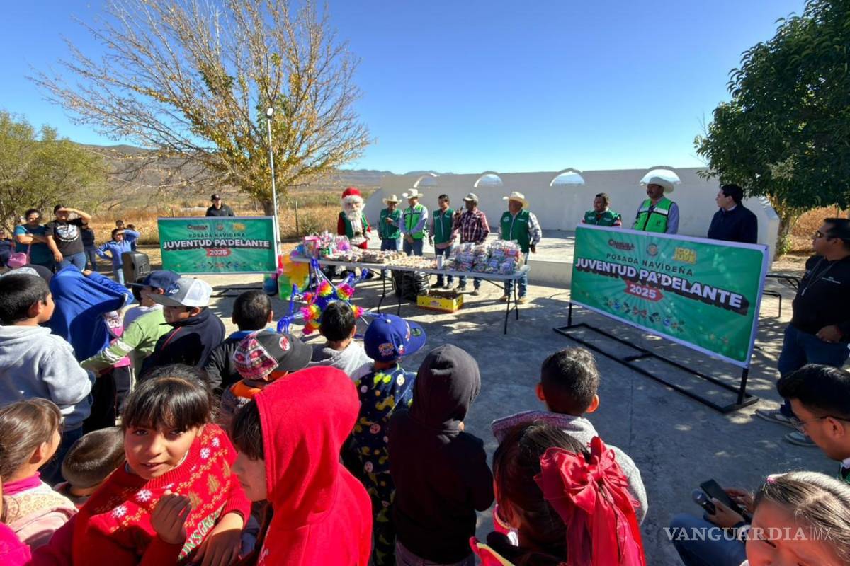 Llevan posadas navideñas a ejidos de Saltillo con apoyo de voluntarios
