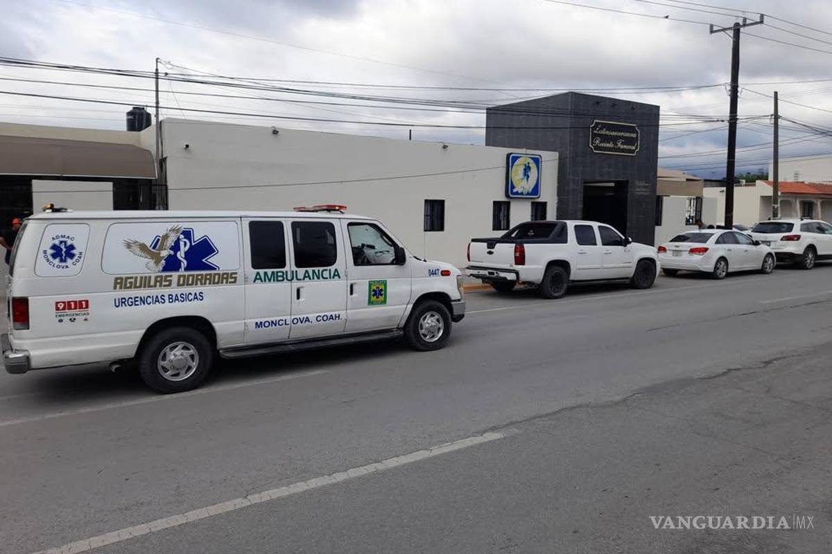 Monclova: Volcadura en el Libramiento Carlos Salinas de Gortari moviliza a cuerpos de emergencia