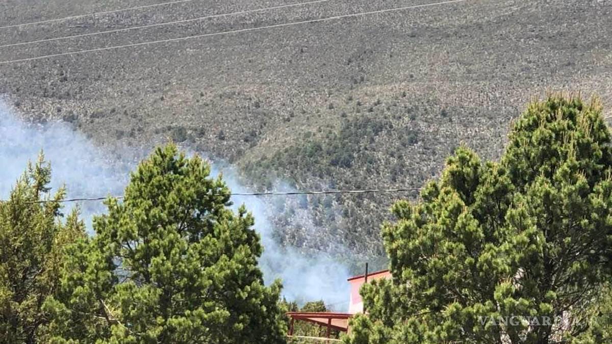 Reportan en redes incendio forestal en Los Lirios, Arteaga