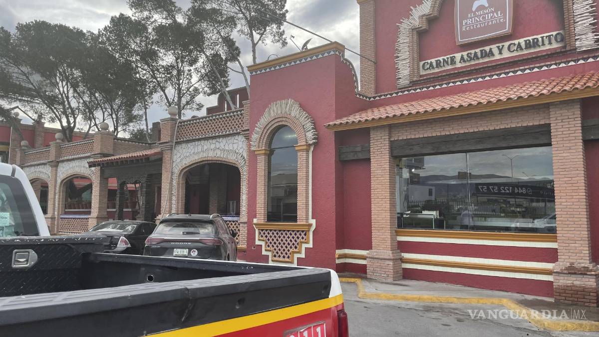 Campana extractora con acumulación de grasa origina incendio en un restaurante de Saltillo