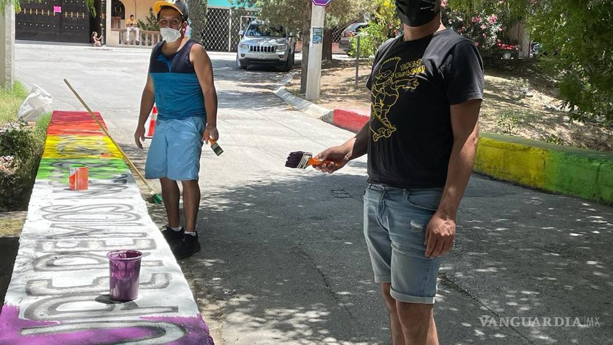Colocan señalamientos contra la homofobia en Arroyo Urdiñola de Saltillo