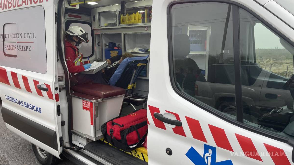 Accidente de camión en carretera Monclova deja 8 heridos; pierde neumático rumbo a Ramos Arizpe