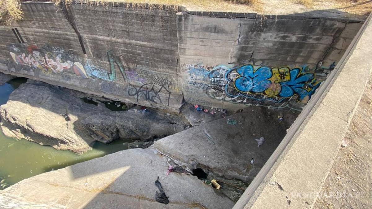 Rescatan a hombre de la tercera edad lesionado en Arroyo de Saltillo; llevaba 4 días atrapado