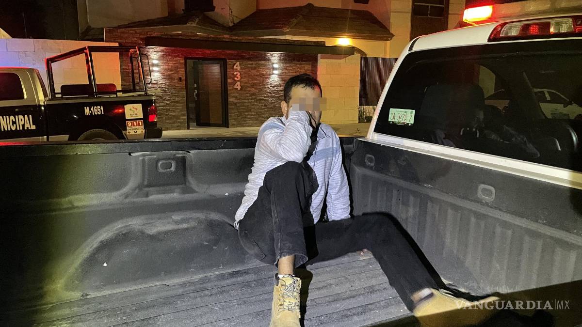 ¡Le salió caro la huida! Al intentar escapar de un choque en Saltillo, provoca otro contra camioneta