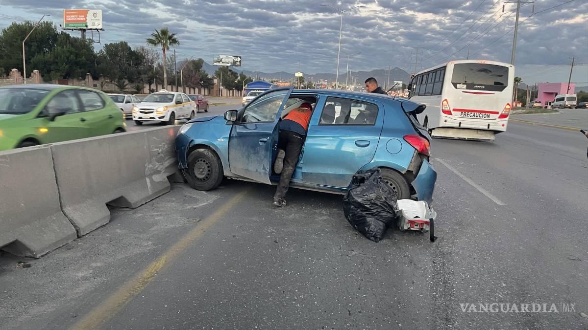 Saltillo: camión provoca fuerte accidente, responsable huye y abandona a su copiloto