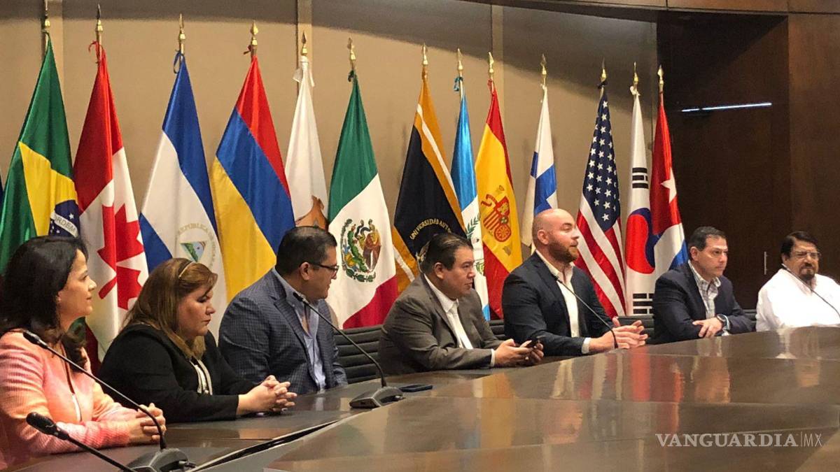 Conjuran huelga en la UAdeC; firman sindicato y Rectoría contrato colectivo