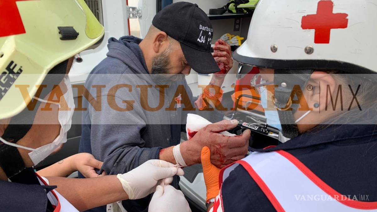 Casi se amputa las manos con un pulidor vecino de la colonia Zaragoza de Saltillo