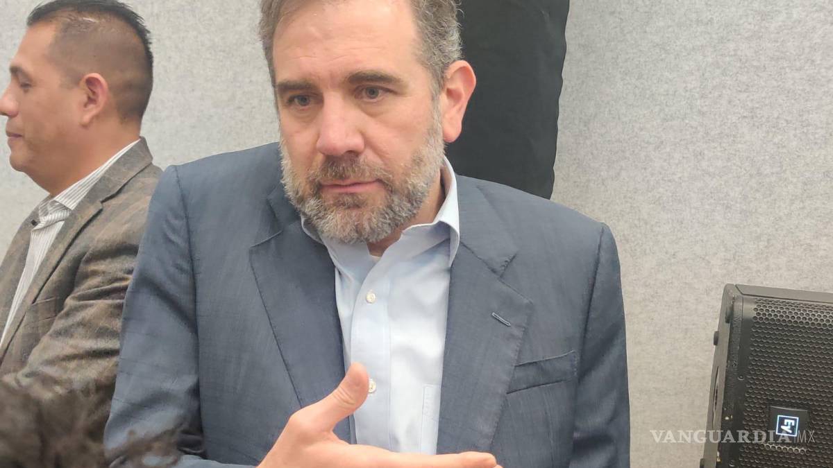 ‘No somos iguales’, responde Lorenzo Córdova, presidente del INE, a AMLO