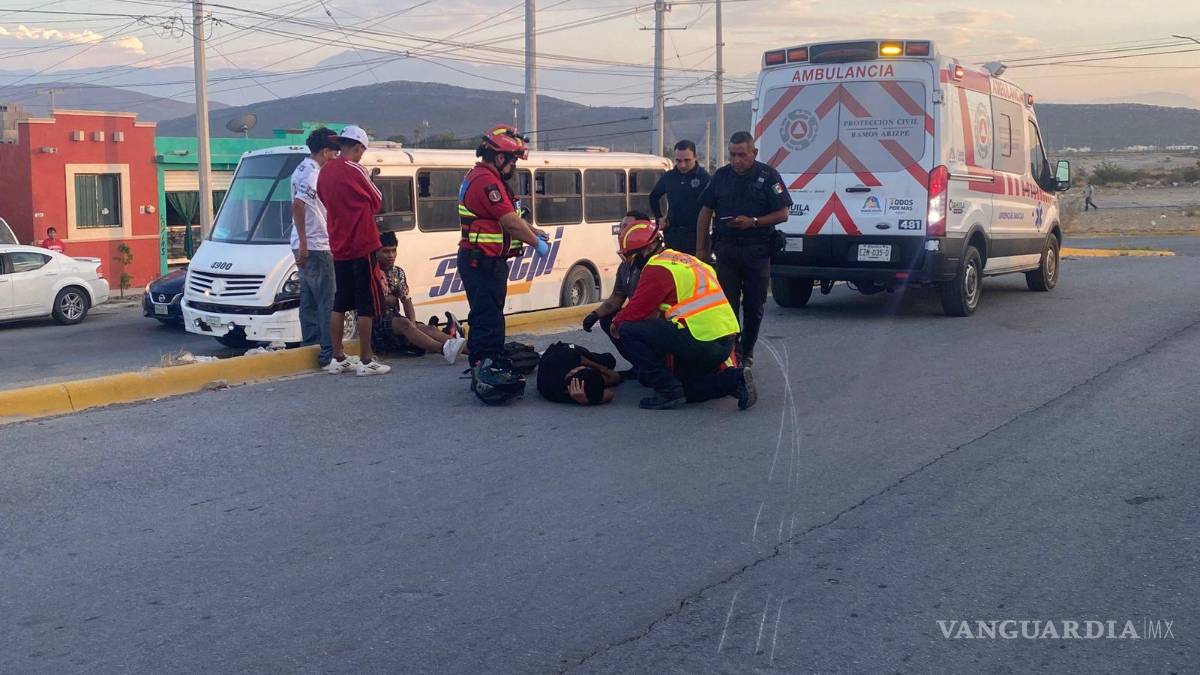 Dos menores resultan lesionados en accidente de motocicleta en la colonia Fidel Velázquez, en Ramos