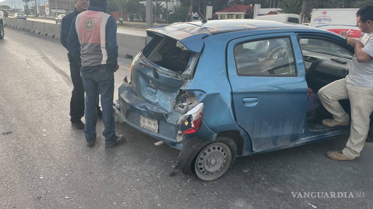 Saltillo: camión provoca fuerte accidente, responsable huye y abandona a su copiloto