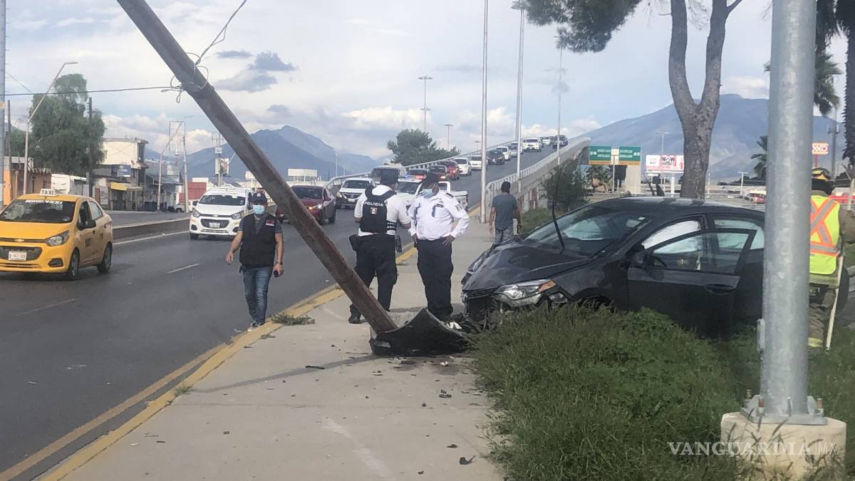 Enfermera dormita y causa accidente en El Sarape