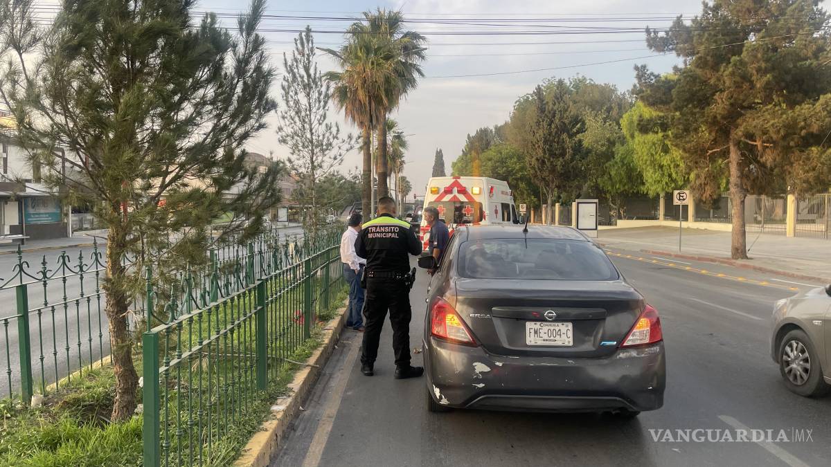 Atropella a joven frente a Rectoría, en Saltillo
