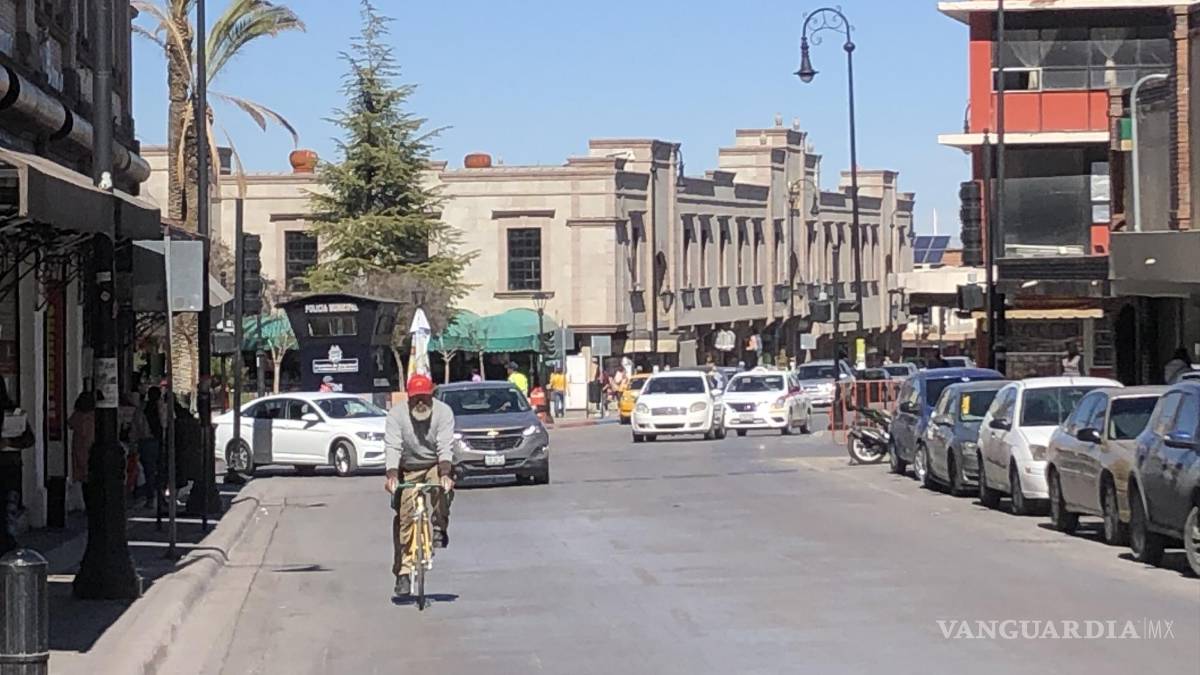 Saltillo: el mecánico de autos que prefiere andar en bicicleta