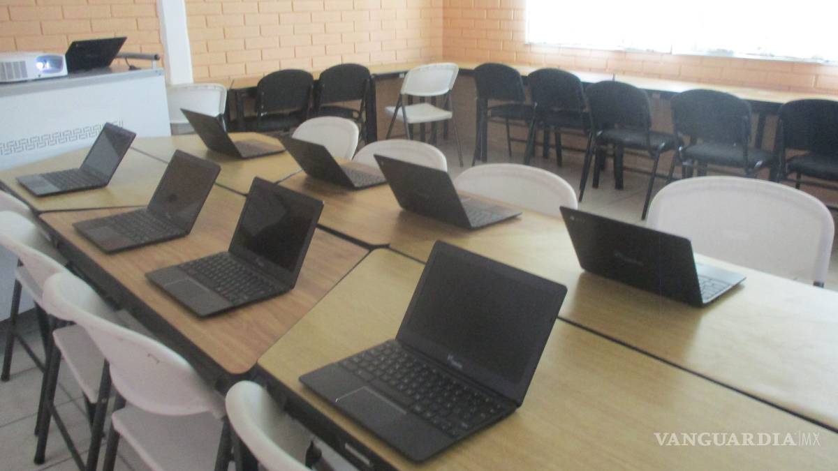 Ingresan tres escuelas de Cuatro Ciénegas a programa élite
