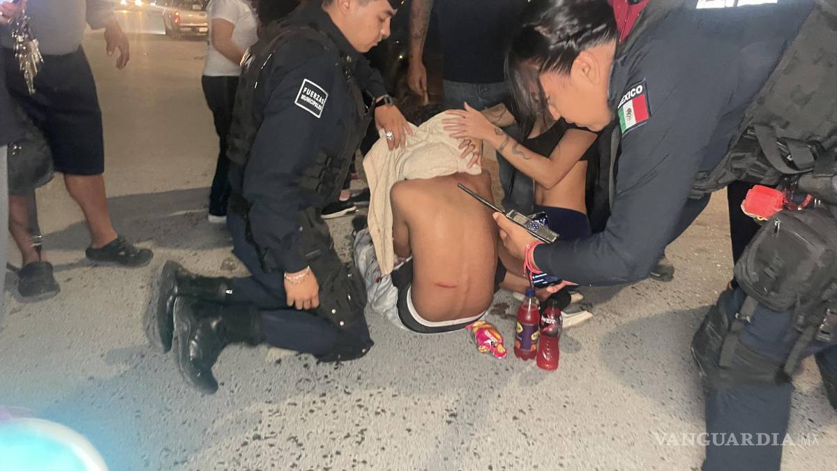 Joven de 17 años es atacado a machetazos por pandilleros en Saltillo
