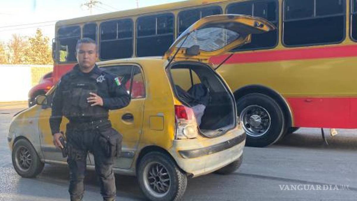 Se impactan 2 vehículos por alcance en Ramos Arizpe