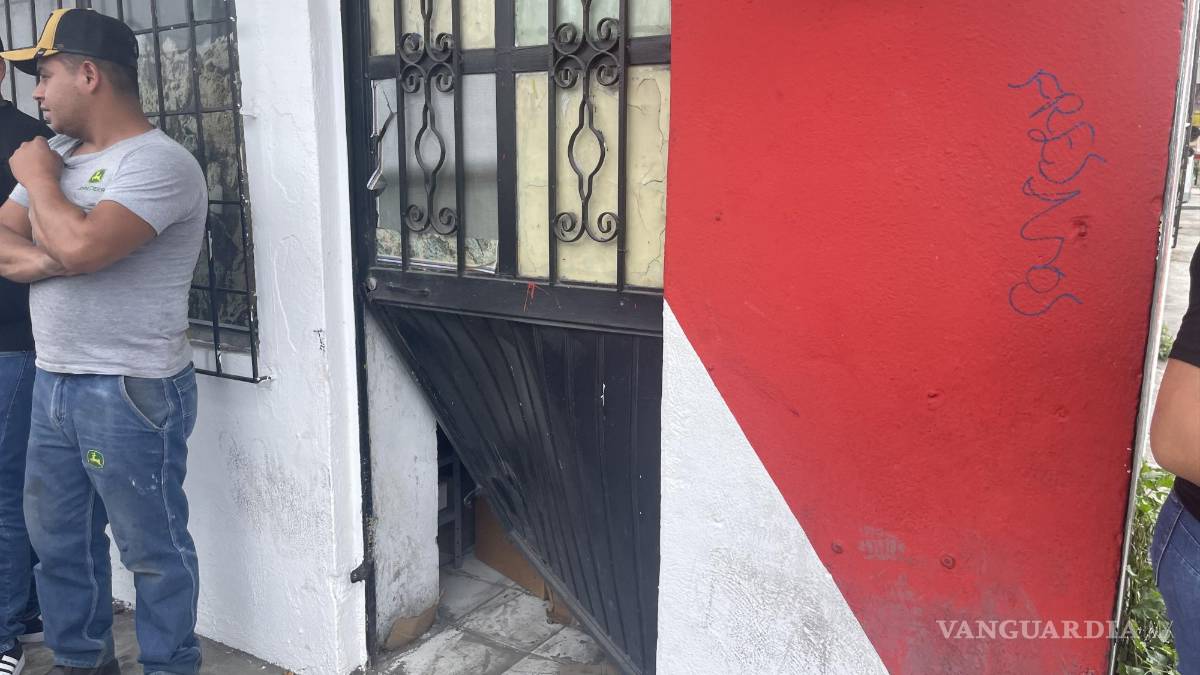 Motoneto se queda sin frenos y se estampa en negocio de La Minita, en Saltillo